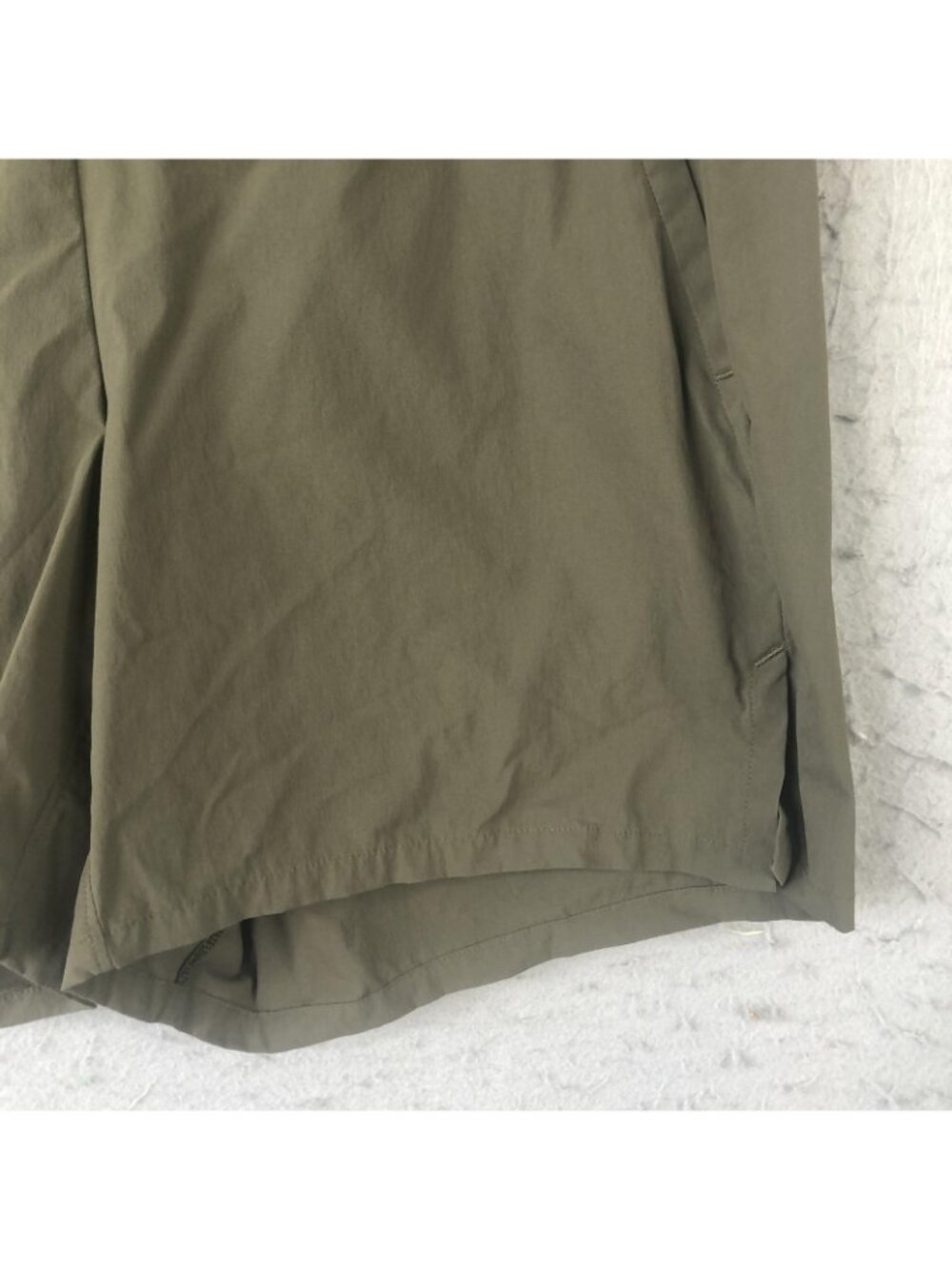 Arcteryx Shorts Womens Medium Green Lightweight Hiking Quick Dry Trail Beach - Picture 15 of 16